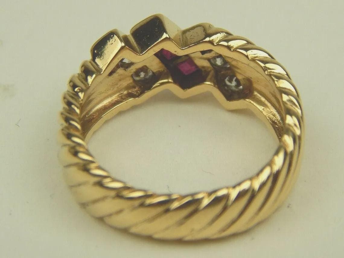 Vintage 14K Gold Ruby Diamond Band Ring — View 2