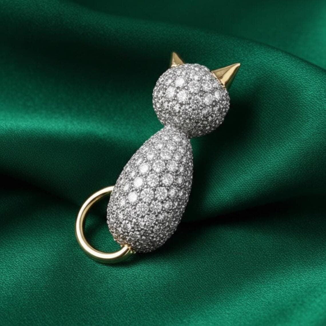 Moissanite Cat Brooch — View 5
