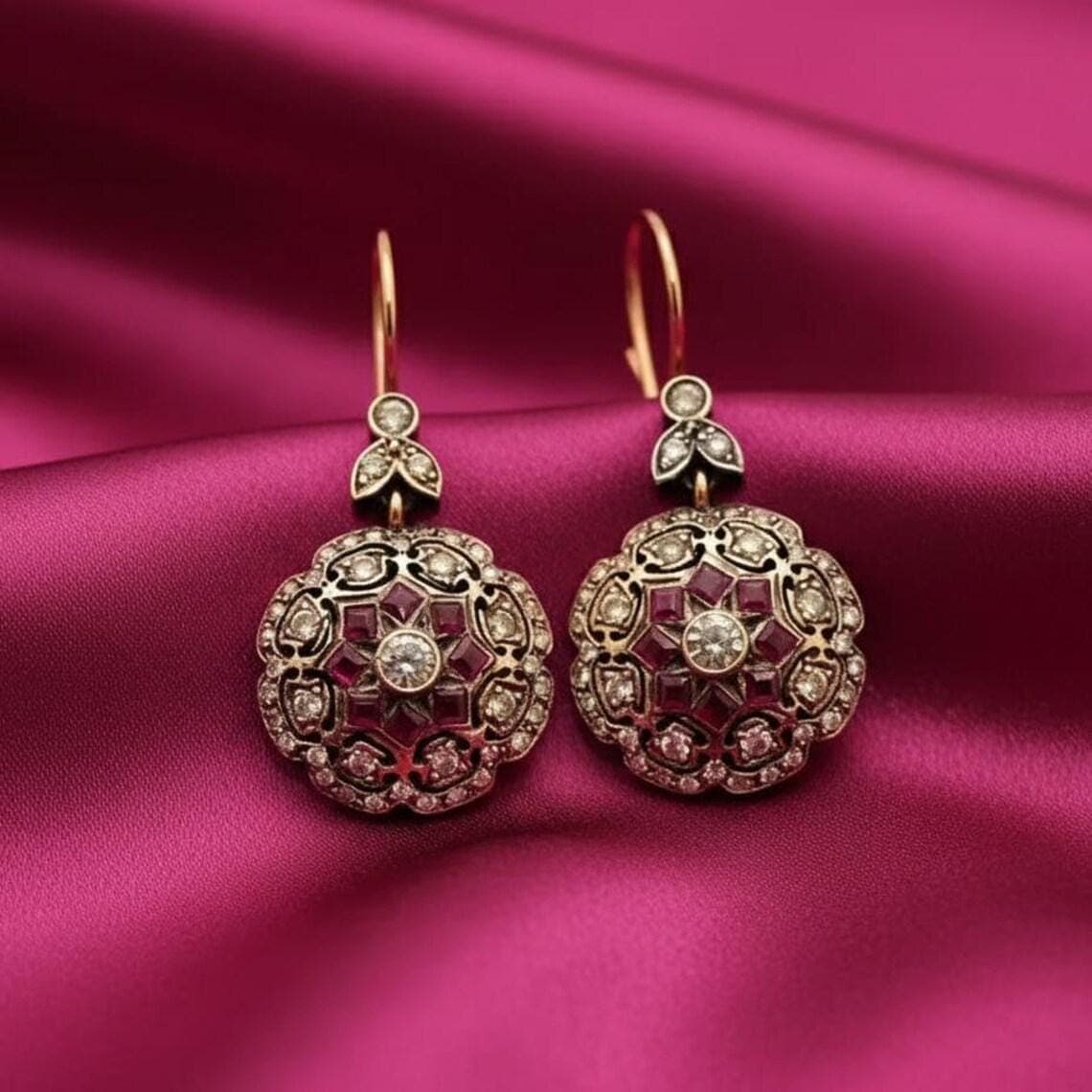 Vintage Art Deco Blue Sapphire Drop Earrings — View 3